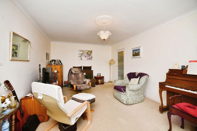 Flat for sale in Westbrook, Lustrells Vale, Saltdean, Brighton