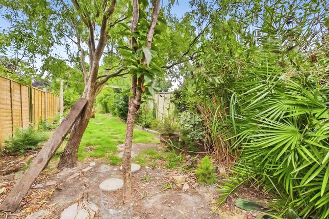 5, Turner Road, West Sussex photo 2