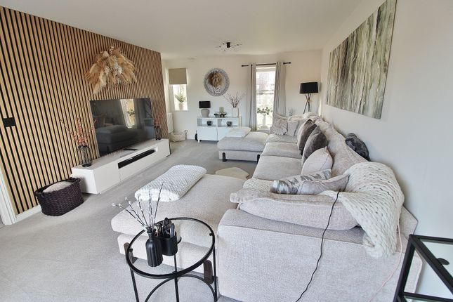7, Darnel Crescent, Waterlooville photo 4
