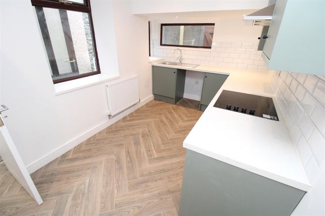 95, Mountain Ash Road, Mountain Ash photo 5