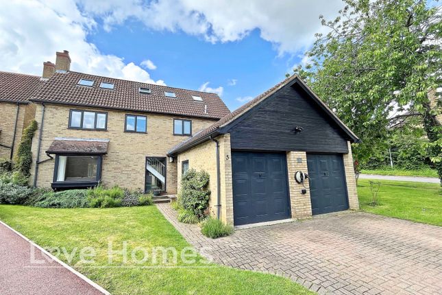 Thumbnail Detached house for sale in Balmoral Close, Flitwick, Bedford