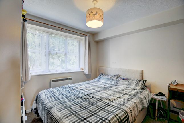 31 Barkus Way, High Wycombe photo 4