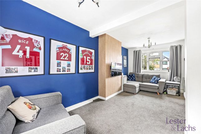 104, Lechmere Avenue, Chigwell photo 4