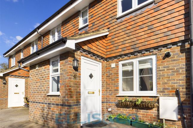 Thumbnail Terraced house to rent in Victoria Road, Golden Green, Kent