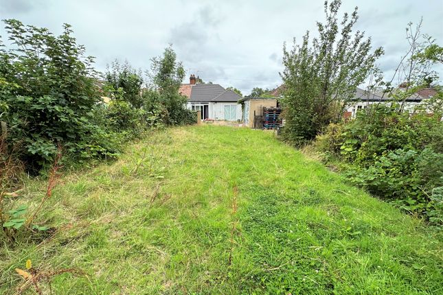 Bungalow for sale in Moat Farm Road, Northolt