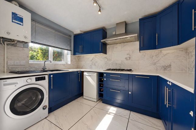 82, Churchwood Drive, Chichester photo 2