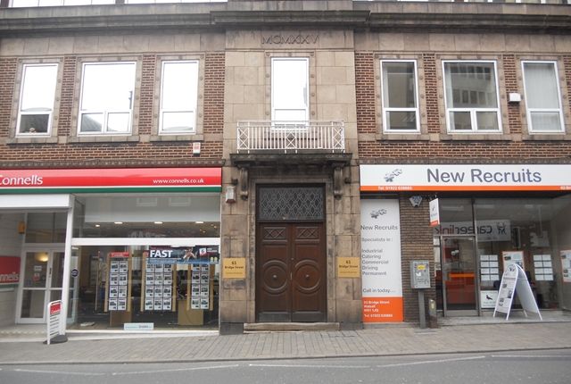 Commercial property to let in Bridge Street, Walsall