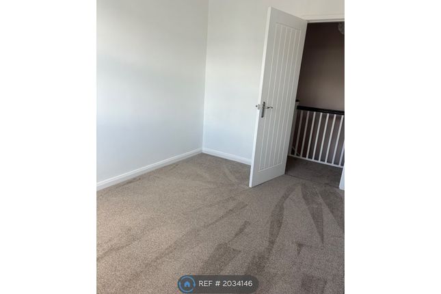 Semi-detached house to rent in Hampton Road, Southport