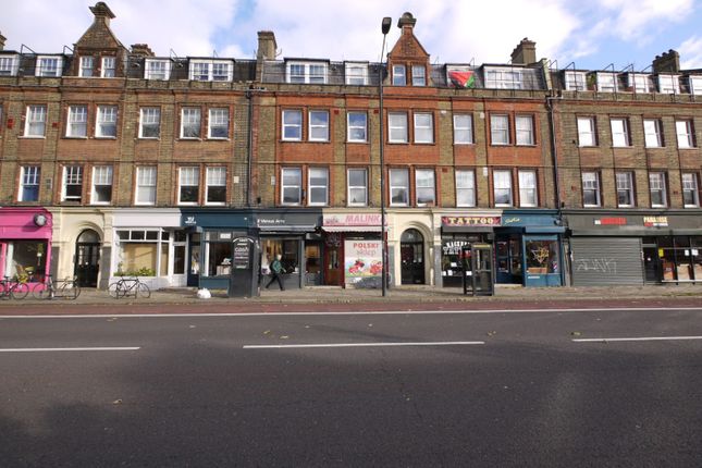 Retail premises to let in Lower Clapton Road, London