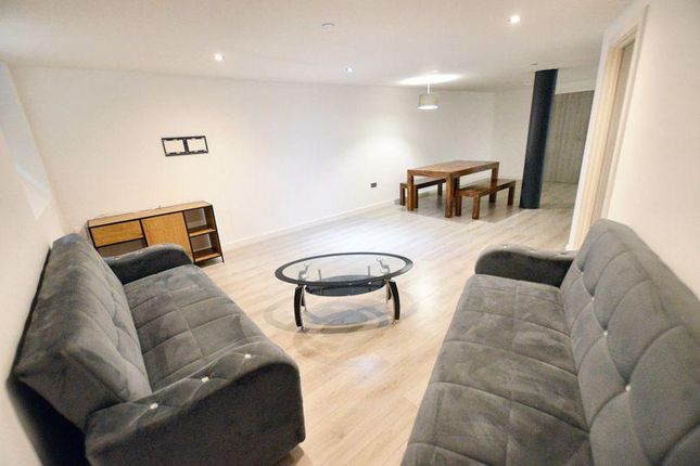 Apartment B09, Conditioning House, Cape Street, Bradford photo 4