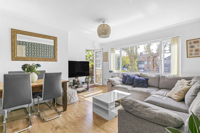 Thumbnail Flat for sale in Chaseville Park Road, London