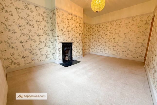 4, Woodlea Bank, Rossendale photo 2
