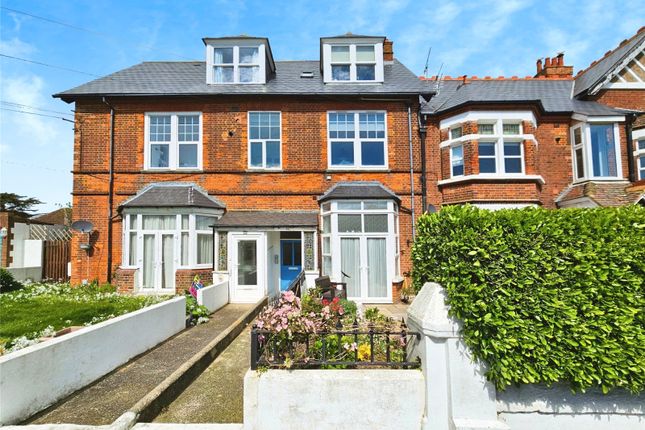 Thumbnail Flat for sale in Seapoint Road, Broadstairs, Kent