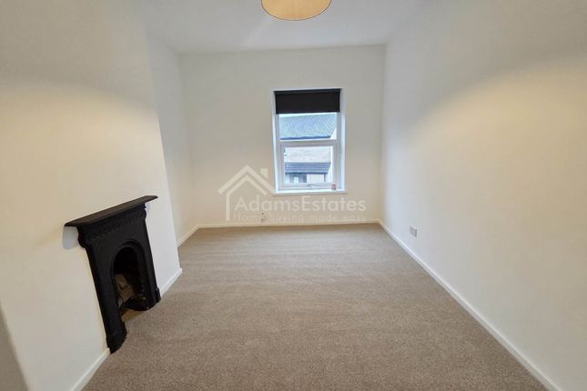 10, Walker Street, Dewsbury photo 5