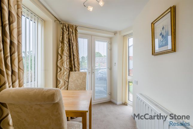 31 Crocus Court, Station Road, Poulton-Le-Fylde photo 2