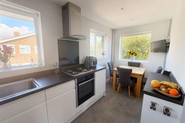 6, Elm Place, Littlehampton photo 3