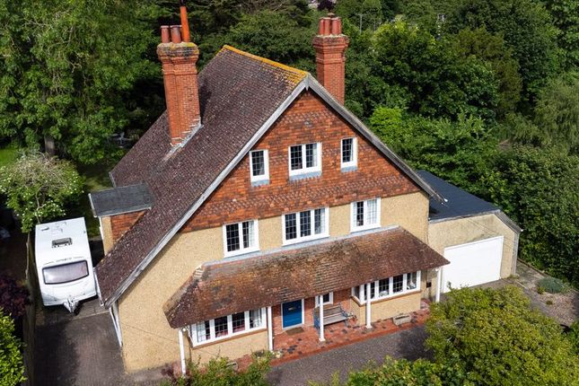 Thumbnail Detached house for sale in Goring Road, Steyning