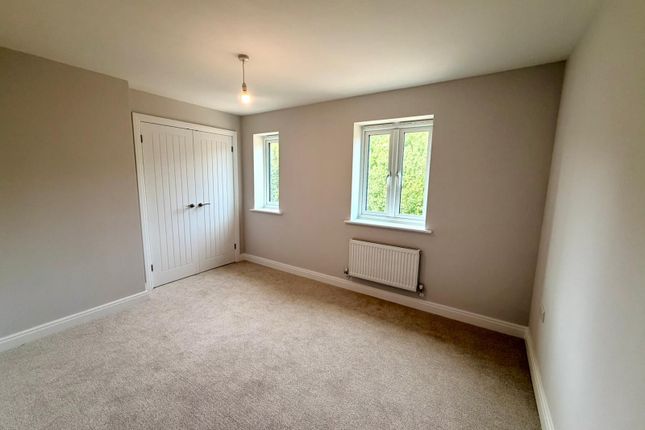 91, Curlew Road, Boston photo 2
