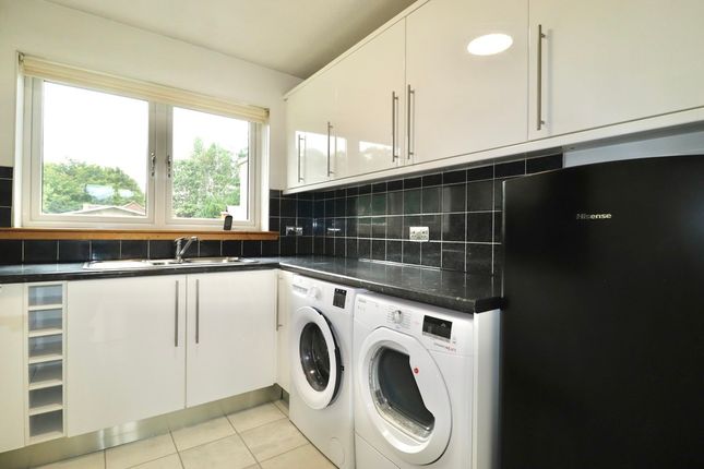 Kirkfield East, Livingston, Livingston photo 4