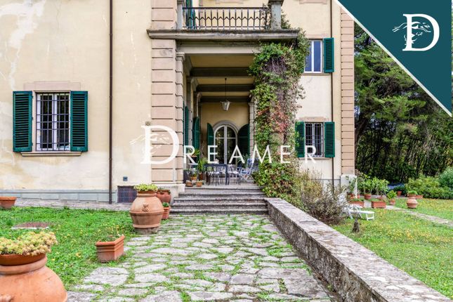 Villa for sale in Via di Sciambolino, Pistoia, Toscana