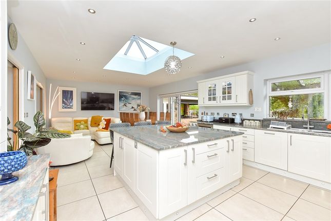 Leeds Road Langley, Maidstone photo 4