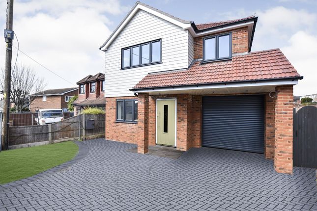Thumbnail Detached house for sale in Green Road, Benfleet