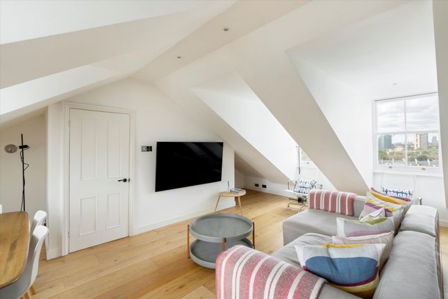29, Lansdowne Crescent, London photo 4