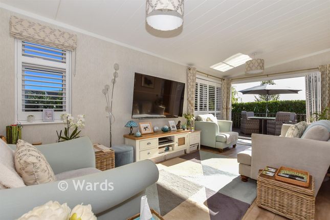 Lakeview, Westwell Park, Well Street, West Malling photo 4