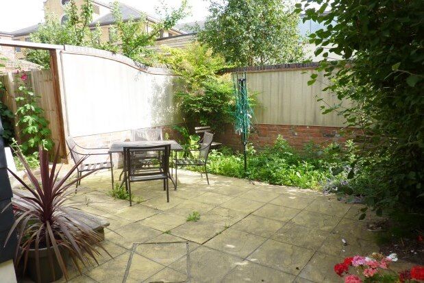 Property to rent in Henstead Road, Southampton