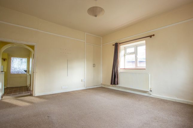 Lime Tree Bungalow, Saxthorpe Road, Melton Constable photo 4