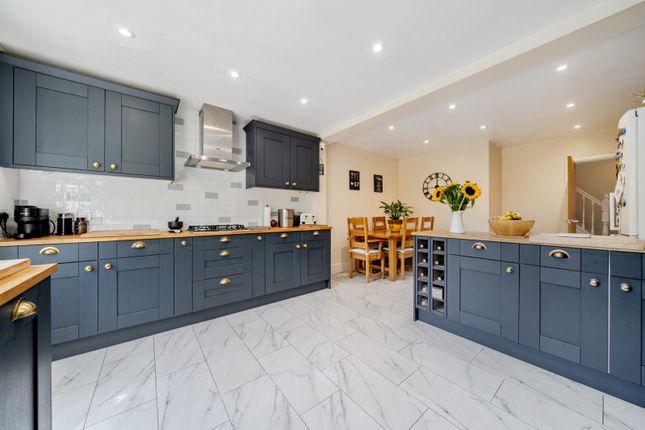 4, Olyffe Avenue, Welling photo 4
