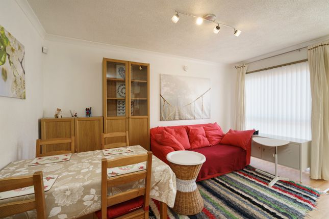 10. Living Area Angle 2