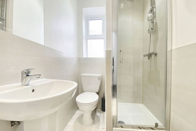 18a Cowley Road, Uxbridge photo 4