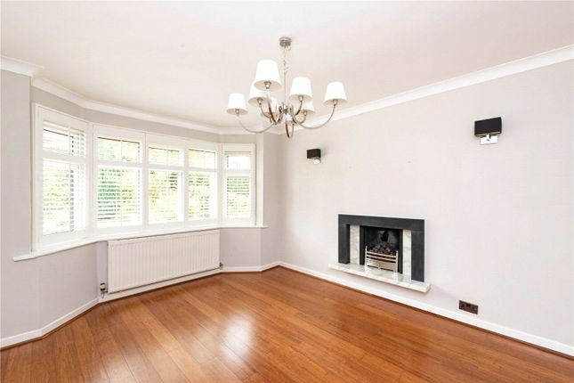 Homes To Let In Dorchester Close Hale Altrincham Wa15 Rent