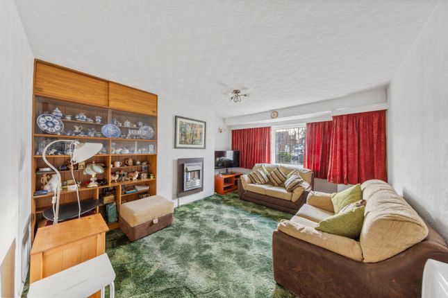 1 Wilmslow Crescent, Warrington photo 2