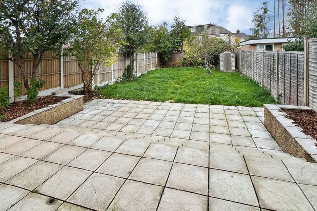 Worple Close, Harrow photo 5