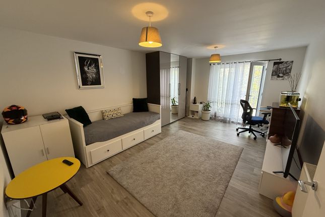 4, Metro Court, 1 Bouverie Road, HARROW photo 2