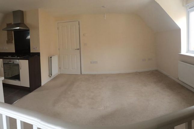 Blenheim Close, Cambridgeshire, Upper Cambourne photo 2