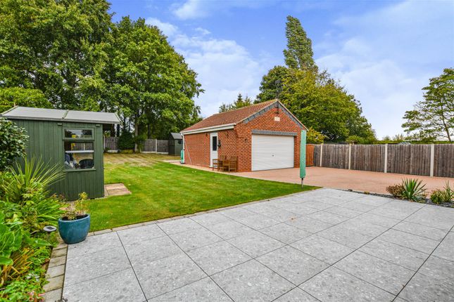 Detached bungalow for sale in Brigg Road, Messingham, Scunthorpe
