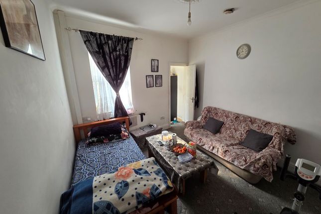 27, Nansen Road, Birmingham photo 5