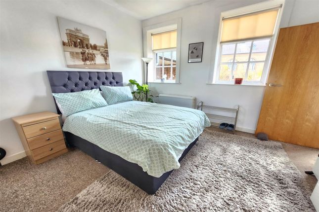 Apt 2, The Clock Tower Elphins Drive, Warrington photo 4