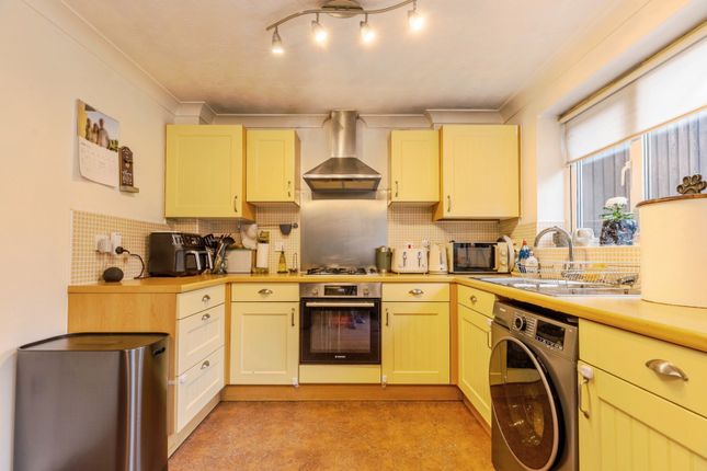 7, Fieldfare Court, Lancashire photo 4