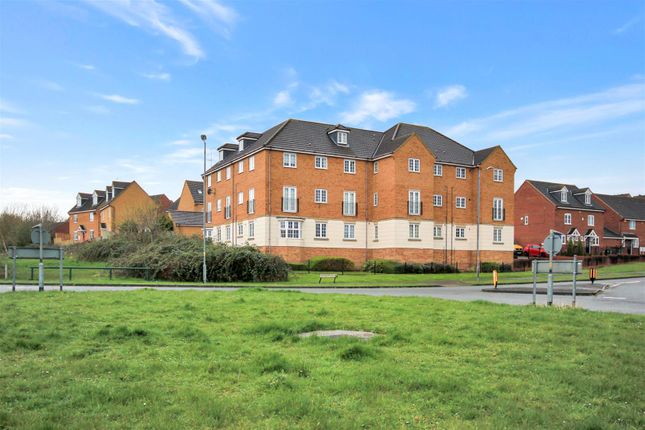 Thumbnail Flat for sale in 7 Redgrave Court, Wellingborough