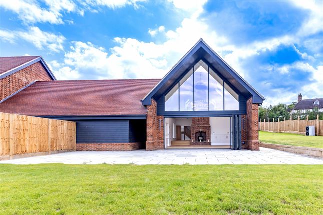 1 Manor Farm (17).Jpg