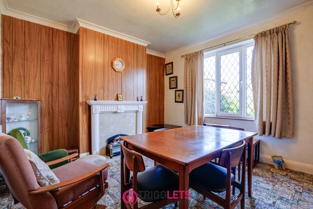 18, Allott Crescent, Barnsley photo 3