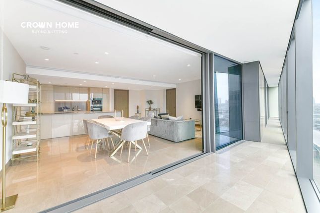 Flat for sale in One Blackfriars, Blackfriars, London