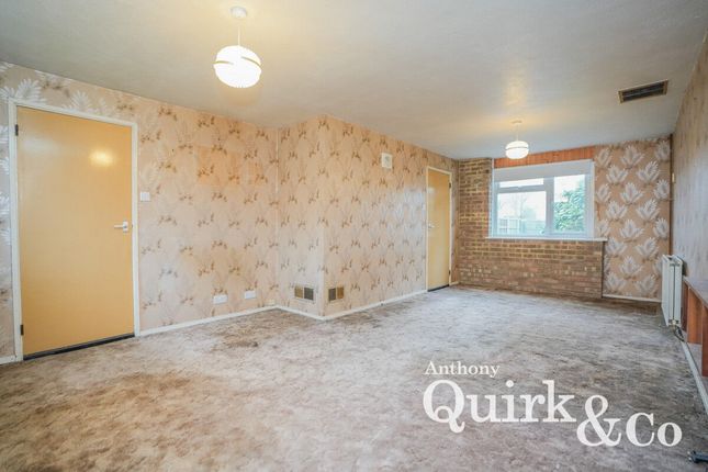 71, Link Road, Canvey Island photo 2