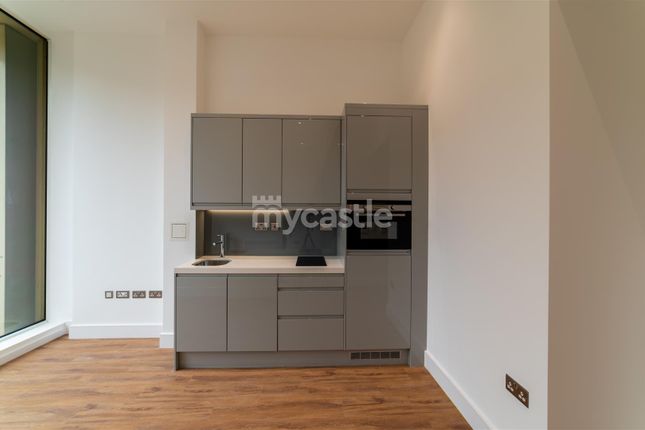 Westgate House, 6, West Gate, Ealing, London photo 5