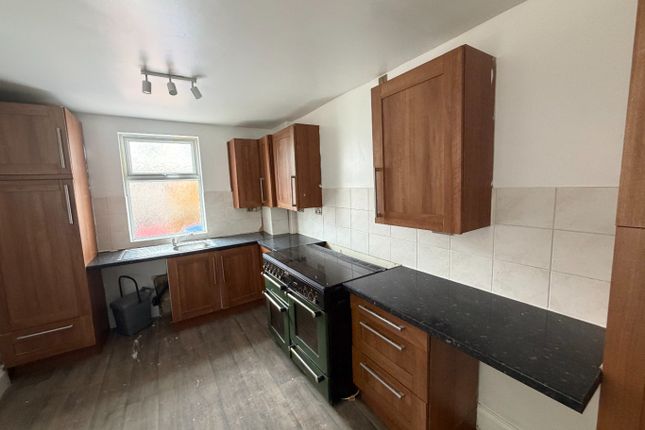 9, Clinton Avenue, Blackpool photo 4