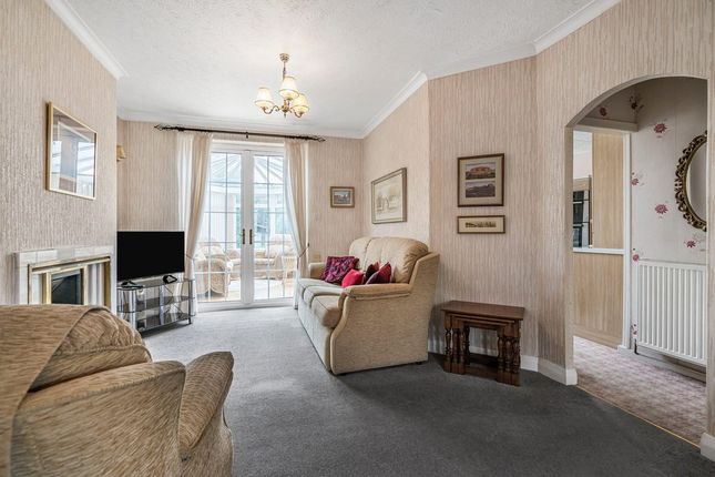 3, Meadow Way, Macclesfield photo 4